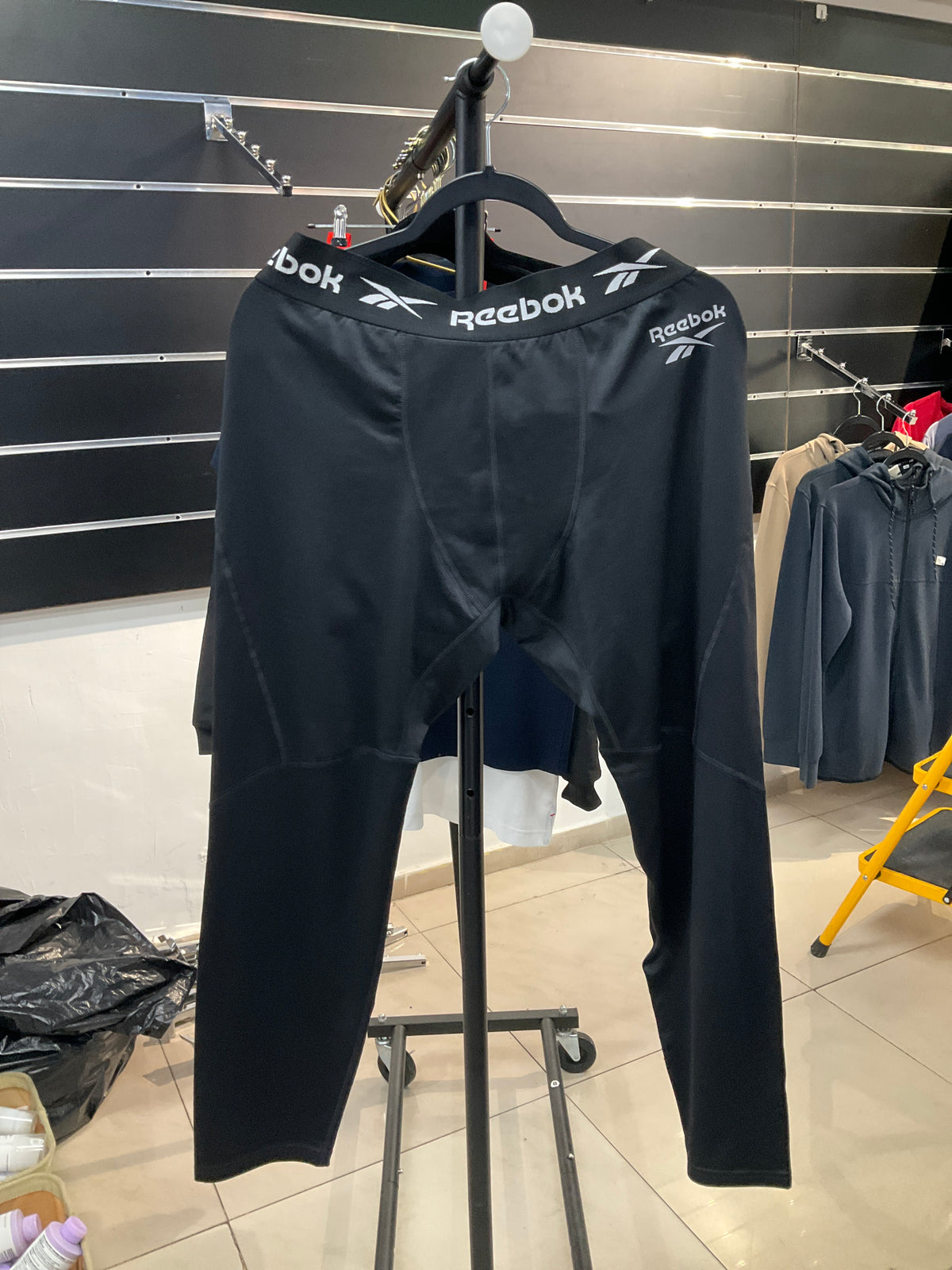 REEBOK caballero