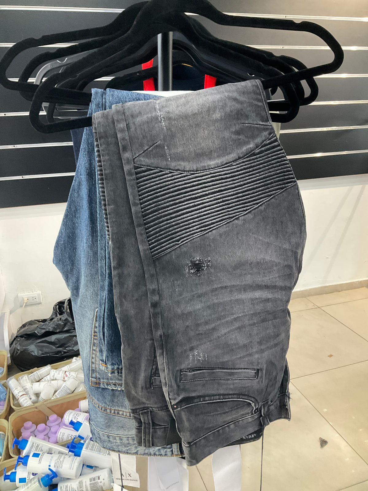 ARMANI JEANS Y PANTALONES CABALLERO NUEVA COLLETION