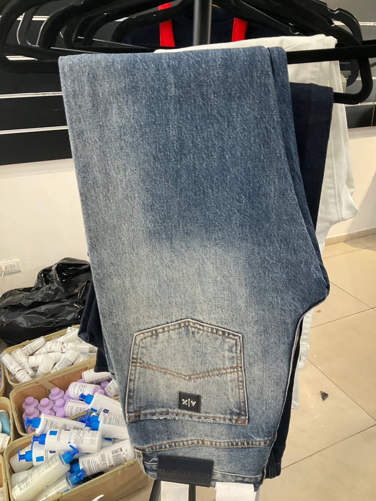 ARMANI JEANS Y PANTALONES CABALLERO NUEVA COLLETION