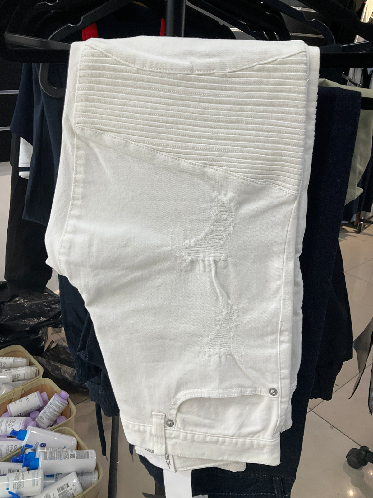 ARMANI JEANS Y PANTALONES CABALLERO NUEVA COLLETION