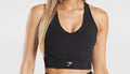 Crop top gym shark talla S negro