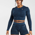 AZUL ADAPT CAMO SEAMLESS LONG SLEEVE CROP TOP TALLA XS GYMSHARK