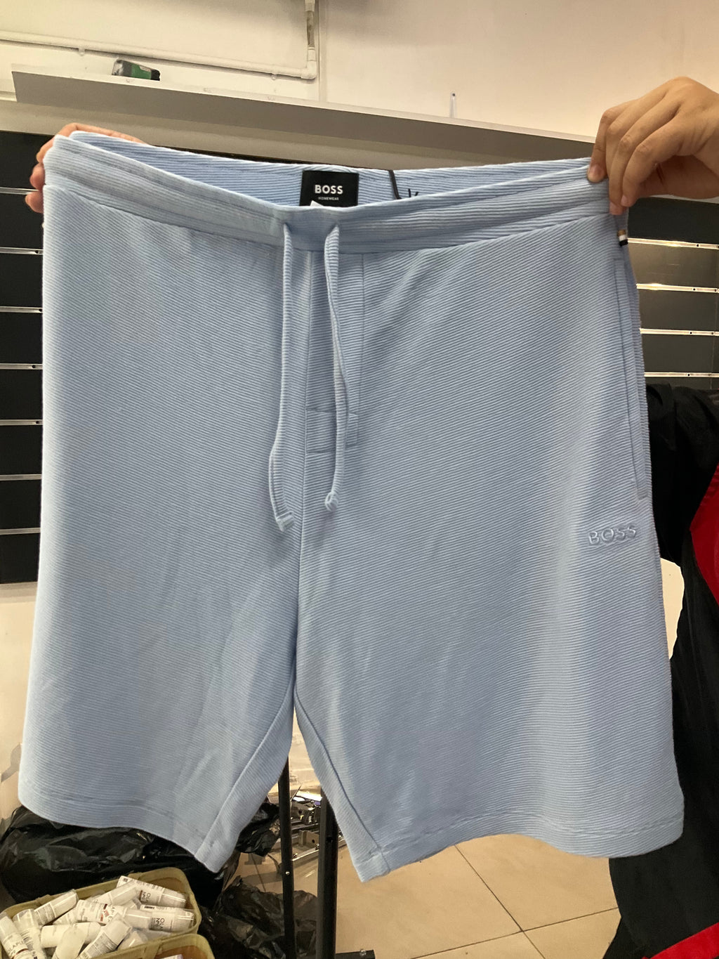 HUGO BOSS SHORT DE CABALLERO