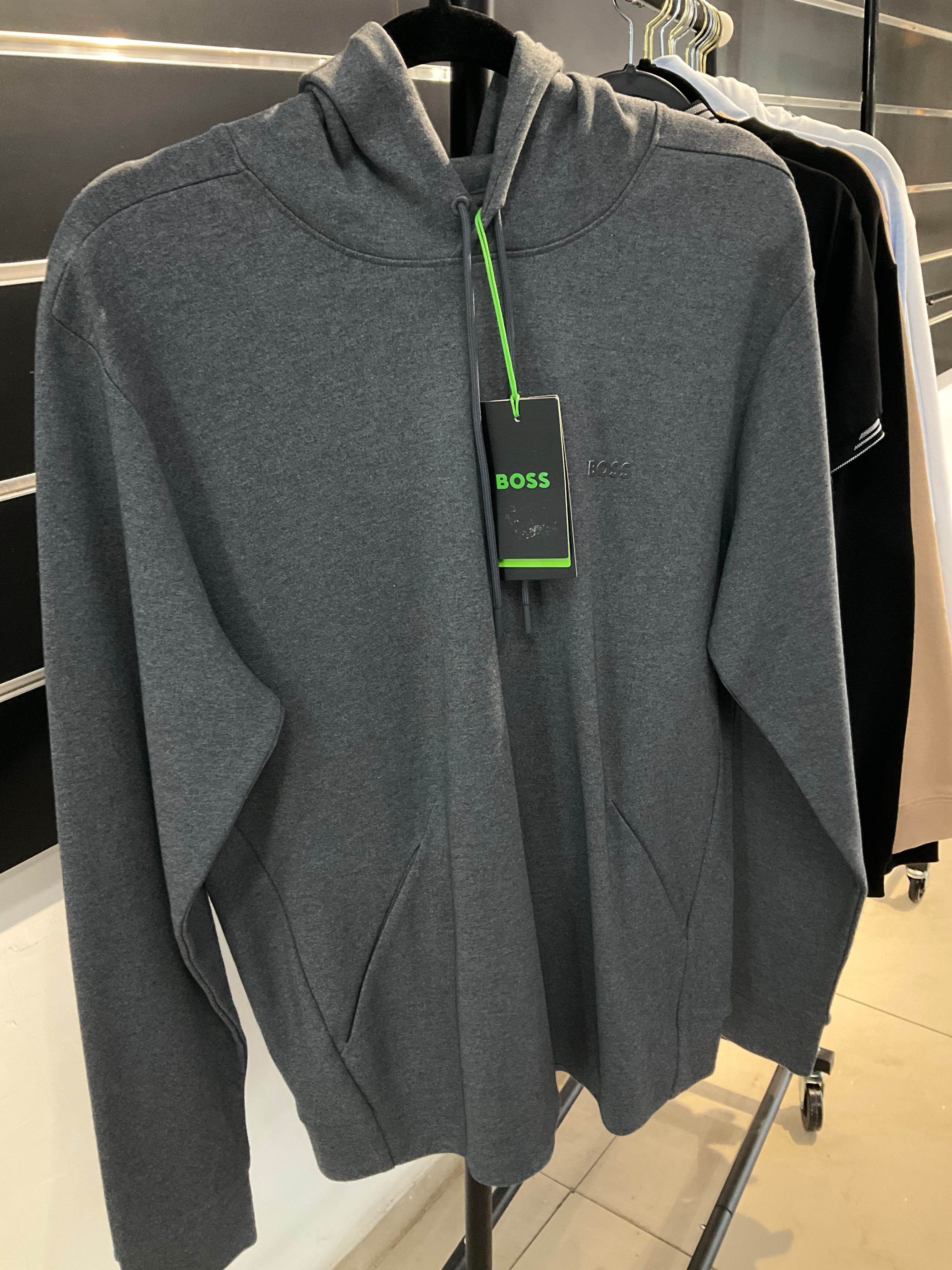 HUGO BOSS SUETERS